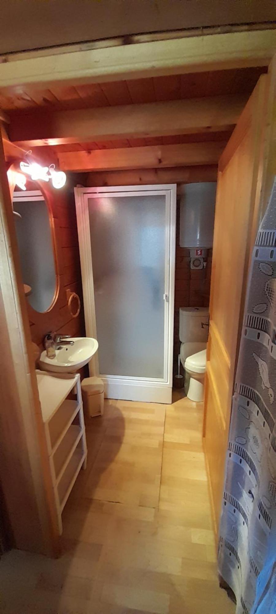 Location Type Gite, Chambre D'Hote, Meuble De Tourisme Dans Joli Petit Chalet Typique Et Ou Jolie Roulotte Type Boheme Waldighoffen Dış mekan fotoğraf
