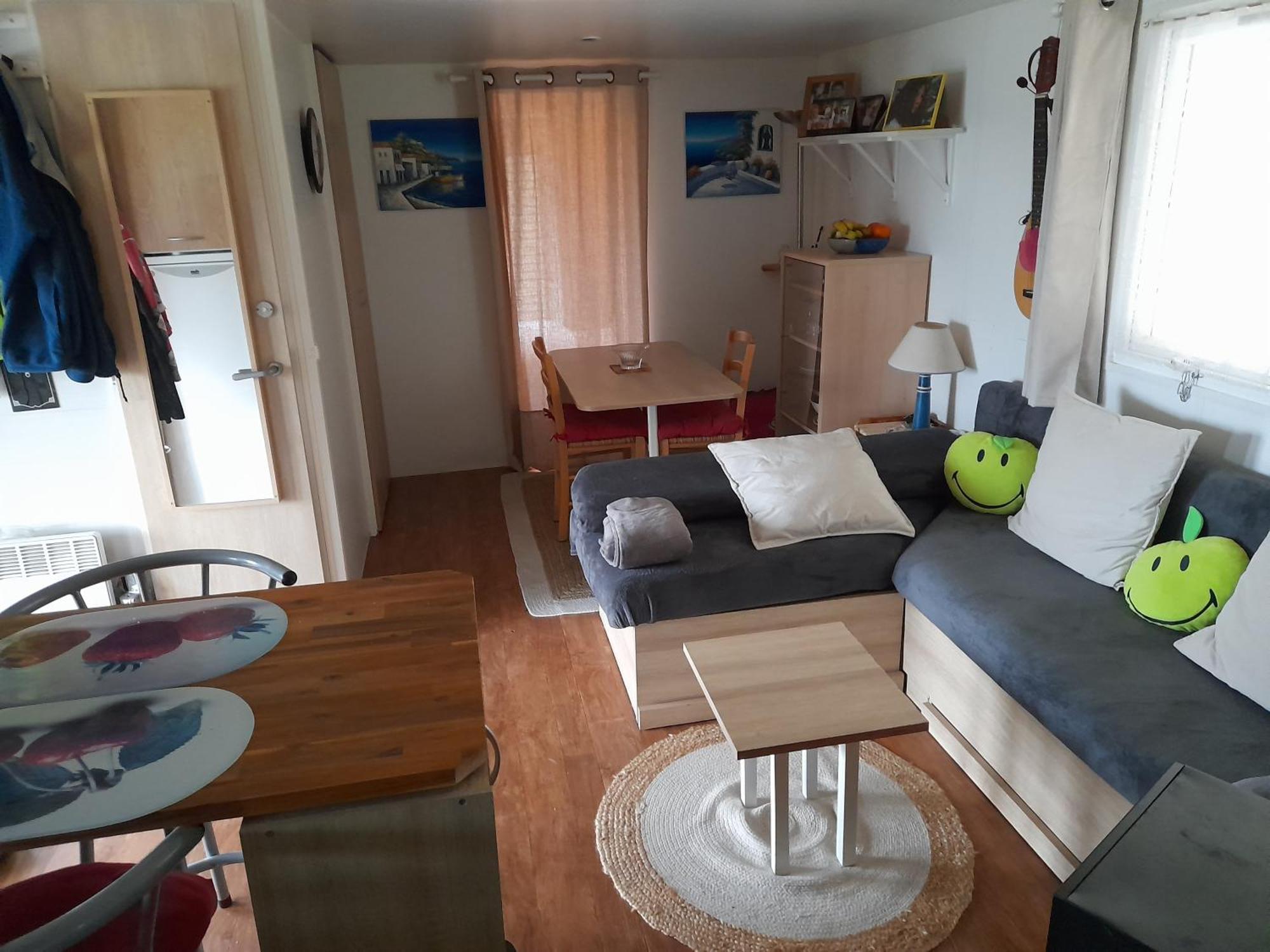 Location Type Gite, Chambre D'Hote, Meuble De Tourisme Dans Joli Petit Chalet Typique Et Ou Jolie Roulotte Type Boheme Waldighoffen Dış mekan fotoğraf